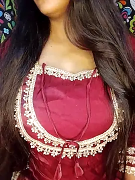 Snapshot of Sreya213 chatting on 03/14/26, 06:24 Sreya213 online show from 03/14/26, 06:24