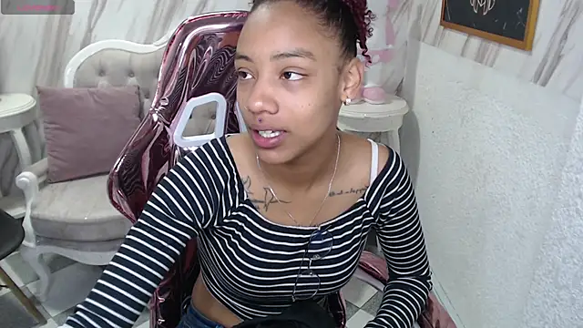 Violeth b online show from 02/05/25, 12:38