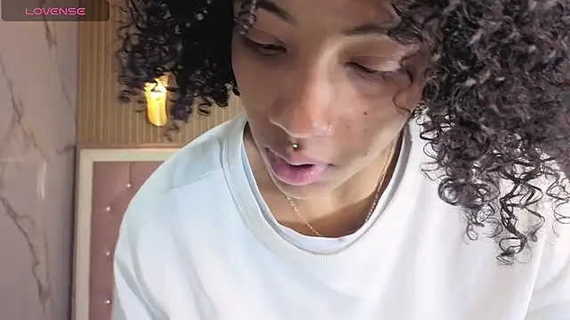 Violeth b online show from 12/16/25, 01:05