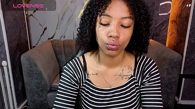 Violeth b online show from 02/28/26, 01:01