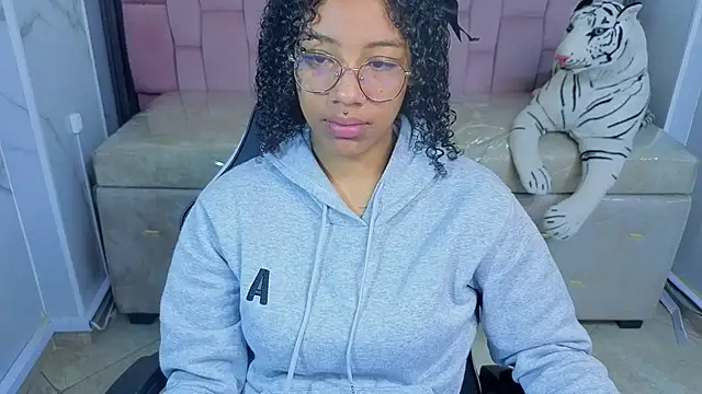 Violeth b online show from 03/05/26, 12:45