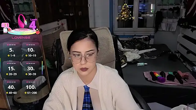 LisandreLaVenale online show from 12/04/25, 09:45