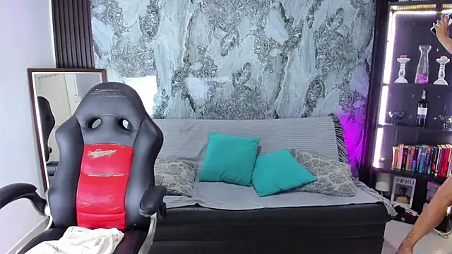 Snapshot of Carlota_milf_30 chatting on 11/11/25, 07:03 Carlota milf 30 online show from 11/11/25, 07:03