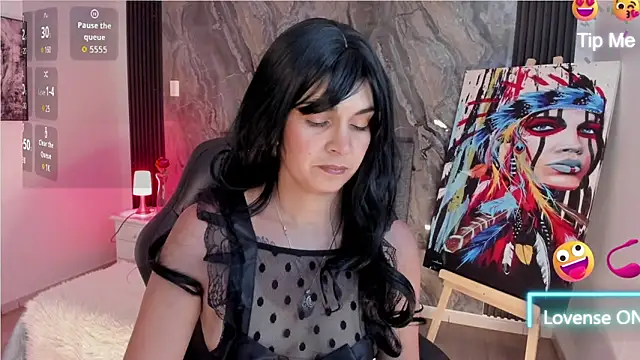 Snapshot of Carlota_milf_30 chatting on 03/27/26, 07:35 Carlota milf 30 online show from 03/27/26, 07:35