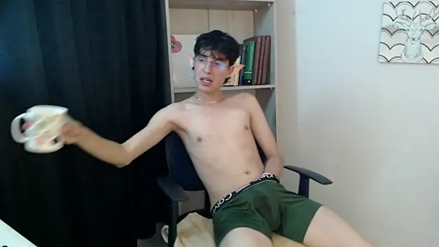 Jeam hot online show from 12/22/24, 12:50