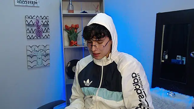 Jeam hot online show from 01/19/25, 01:00