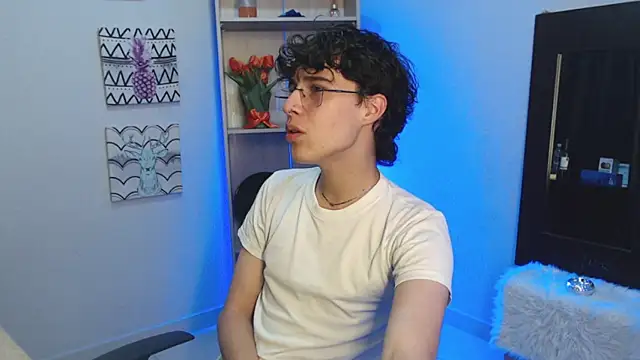 Jeam hot online show from 01/19/25, 08:51