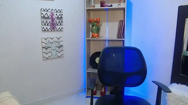 Jeam hot online show from 01/29/25, 01:48