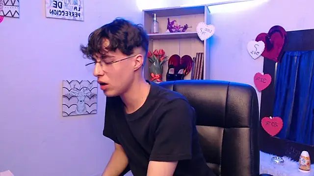 Jeam hot online show from 03/13/25, 09:26