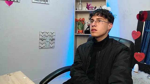 Jeam hot online show from 03/22/25, 08:26