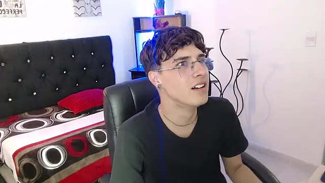 Jeam hot online show from 10/16/25, 09:49