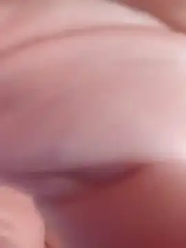 Snapshot of swingr chatting on 03/16/25, 12:01 swingr online show from 03/16/25, 12:01