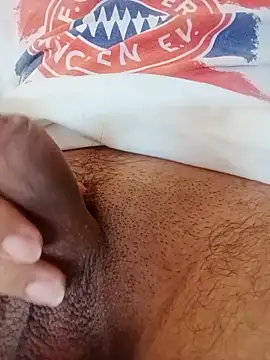 Snapshot of El_baby12 chatting on 10/25/25, 09:06 El baby12 online show from 10/25/25, 09:06