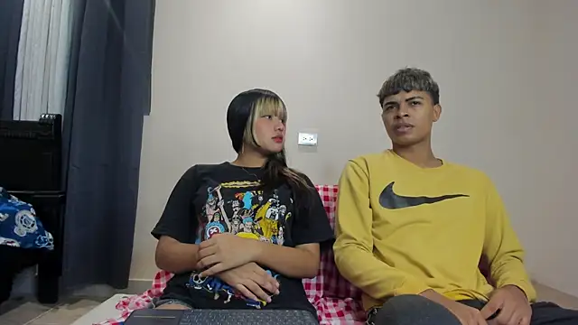 dafnezahiraa  online show from 01/14/25, 09:41