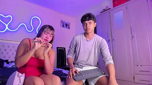 Snapshot of dafnezahiraa_ chatting on 01/14/26, 08:47 dafnezahiraa online show from 01/14/26, 08:47