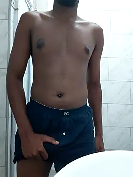 Snapshot of LoamlessCentime chatting on 03/15/26, 04:18 LoamlessCentime online show from 03/15/26, 04:18