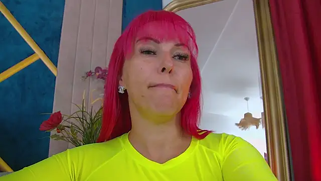 Snapshot of Foxxxy_MILF chatting on 09/09/25, 04:23 Foxxxy MILF online show from 09/09/25, 04:23