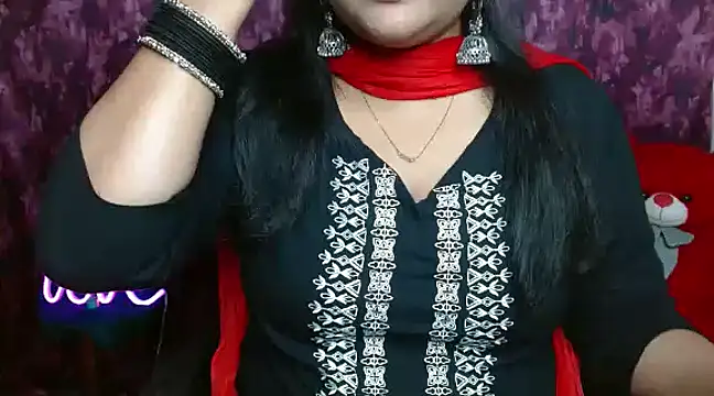Snapshot of Naughty_Ayesha1 chatting on 12/12/24, 06:03 Naughty Ayesha1 online show from 12/12/24, 06:03