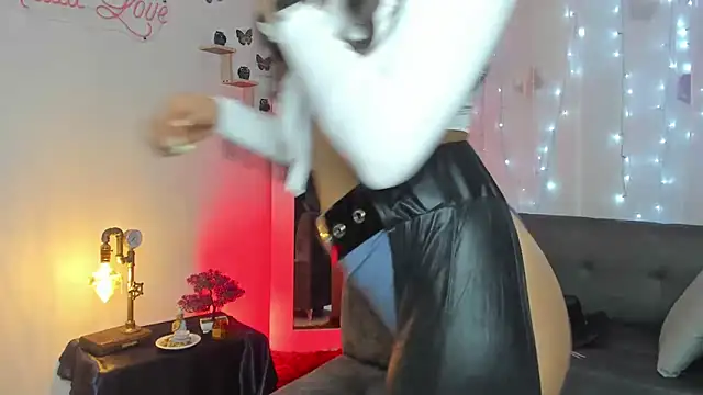 Alaia Love77 online show from 03/11/25, 09:37