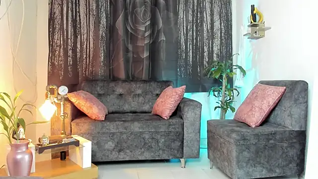 Alaia Love77 online show from 11/16/25, 10:48