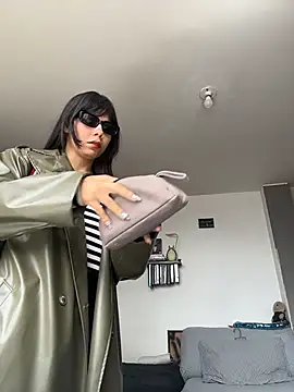 EemaHaruki online show from 10/30/25, 06:19