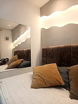 Alisson am online show from 11/19/25, 11:43