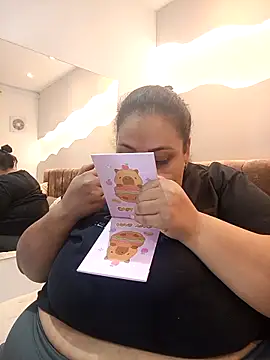 Alisson am online show from 11/23/25, 11:21