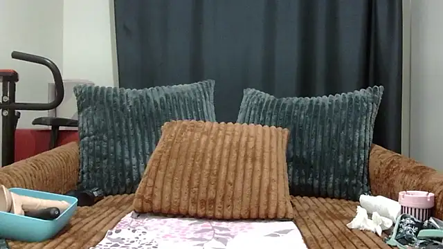 Snapshot of DiamondAssCeyda chatting on 12/30/24, 05:34 DiamondAssCeyda online show from 12/30/24, 05:34