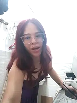 Snapshot of Kathya_puta chatting on 11/08/25, 01:22 Kathya puta online show from 11/08/25, 01:22