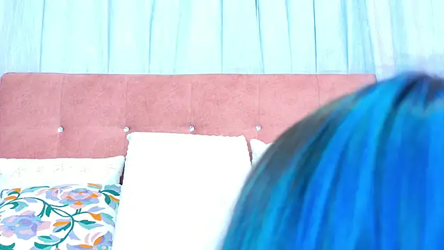 AlliciaKim online show from 11/16/25, 07:19