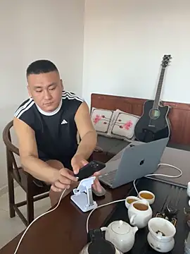 ShaoZian 1 online show from 11/03/25, 06:25