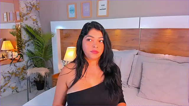 EmaBakker online show from 12/16/25, 11:26