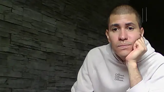 Snapshot of Sexylatin64 chatting on 06/09/26, 03:12 Sexylatin64 online show from 06/09/26, 03:12