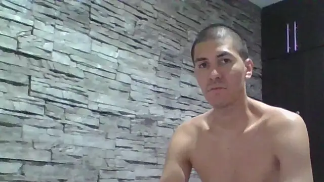 Snapshot of Sexylatin64 chatting on 06/11/26, 12:43 Sexylatin64 online show from 06/11/26, 12:43