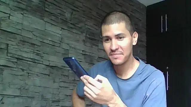 Snapshot of Sexylatin64 chatting on 06/15/26, 02:52 Sexylatin64 online show from 06/15/26, 02:52
