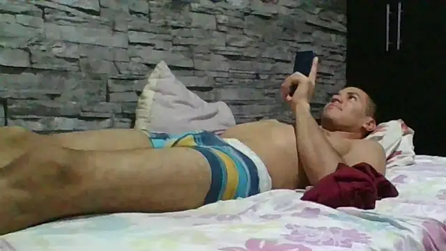 Snapshot of Sexylatin64 chatting on 07/09/26, 02:48 Sexylatin64 online show from 07/09/26, 02:48