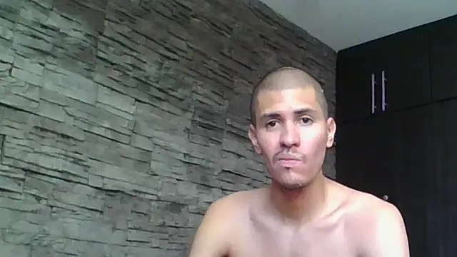 Snapshot of Sexylatin64 chatting on 07/28/26, 03:21 Sexylatin64 online show from 07/28/26, 03:21