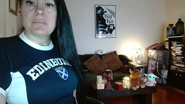 Snapshot of mandaloriangirls chatting on 02/25/26, 06:17 mandaloriangirls online show from 02/25/26, 06:17