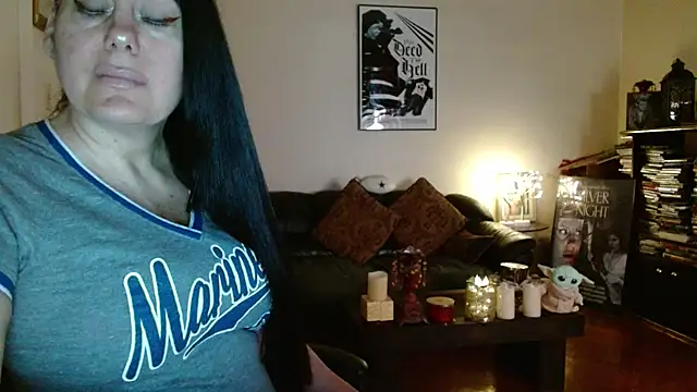 Snapshot of mandaloriangirls chatting on 03/10/26, 05:29 mandaloriangirls online show from 03/10/26, 05:29