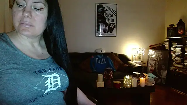 Snapshot of mandaloriangirls chatting on 03/12/26, 05:19 mandaloriangirls online show from 03/12/26, 05:19