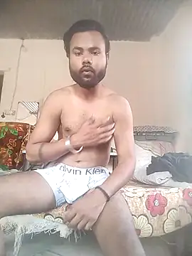 Snapshot of pura43 chatting on 03/21/25, 12:06 pura43 online show from 03/21/25, 12:06