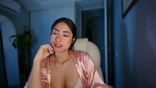 auroracaruso11 online show from 10/25/25, 10:59