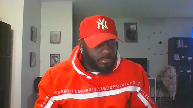 Stayinalive1992 online show from 10/29/25, 02:58