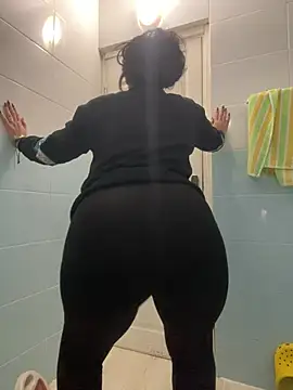 Snapshot of Layla-daloua chatting on 02/01/26, 11:03 Layla-daloua online show from 02/01/26, 11:03