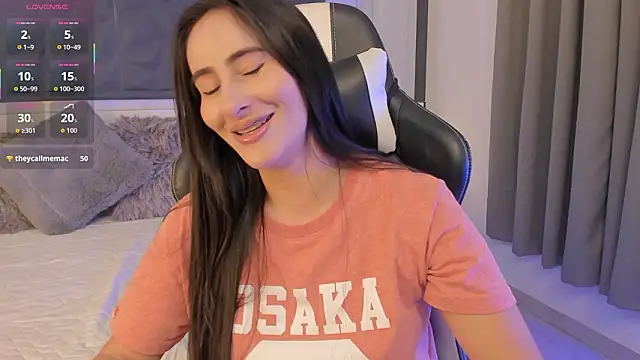 Snapshot of SaraGomez1 chatting on 02/05/26, 03:05 SaraGomez1 online show from 02/05/26, 03:05