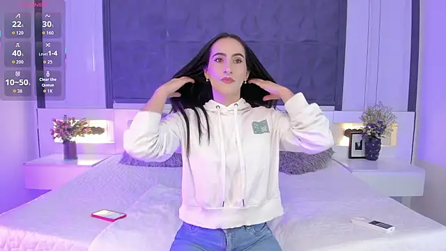 Snapshot of SaraGomez1 chatting on 02/07/26, 01:59 SaraGomez1 online show from 02/07/26, 01:59