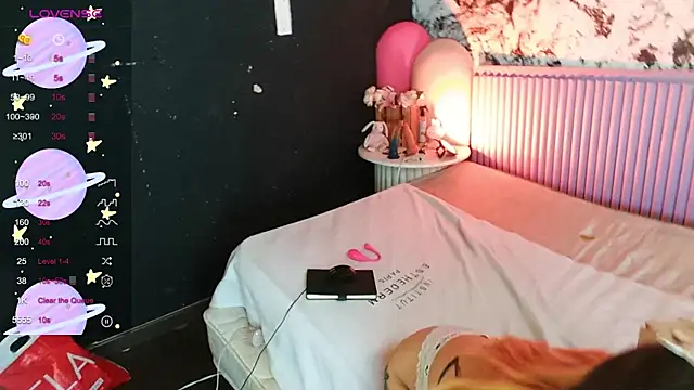 Snapshot of Hayley_A02 chatting on 01/12/25, 07:53 Hayley A02 online show from 01/12/25, 07:53