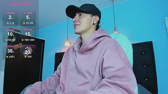 Lobo 17  online show from 11/05/25, 03:50