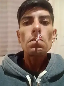 Snapshot of davicitos chatting on 03/16/25, 09:38 davicitos online show from 03/16/25, 09:38