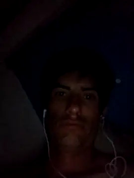 Snapshot of davicitos chatting on 11/11/25, 04:01 davicitos online show from 11/11/25, 04:01